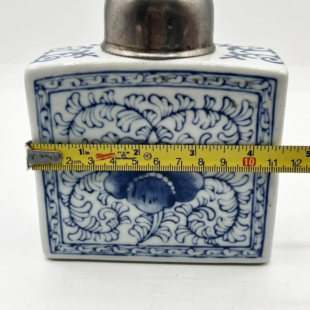 Vintage Two's Company Ceramic Blue White‎ Floral Tea Caddies Canisters Set of 3